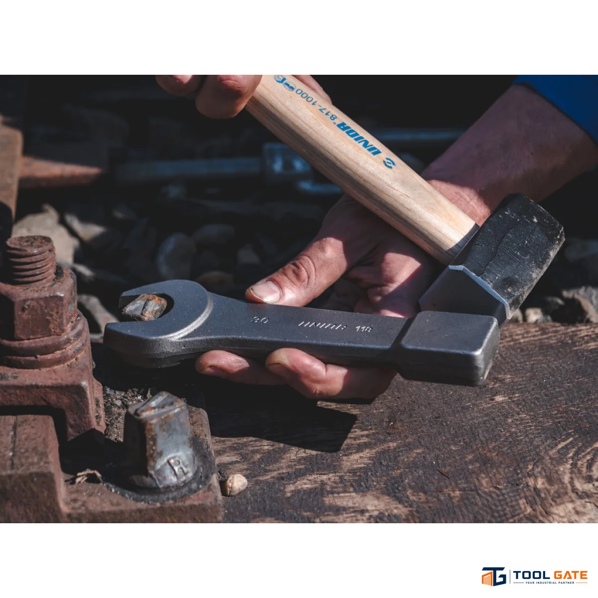 مفتاح مشرشر دق - Slogging Ring Wrench 100 مم يونيور سلوفيني موديل 184/7