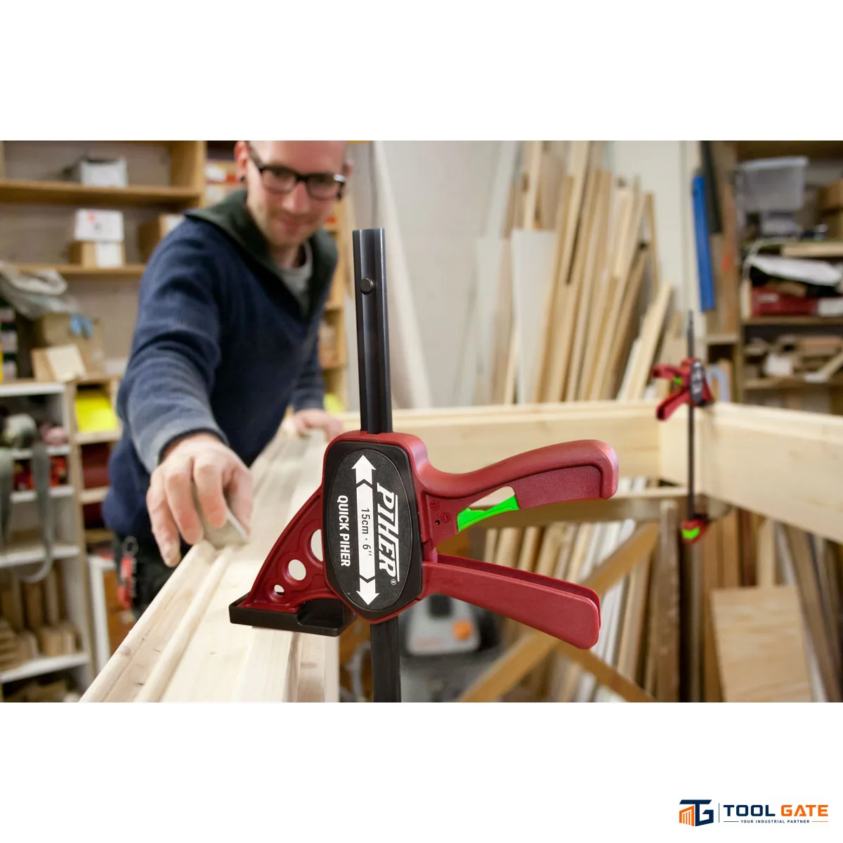 قمطة تثبيت سريعة PIHER Quick Clamp بطول 60 سم وعرض فك 8 سم – موديل 52660