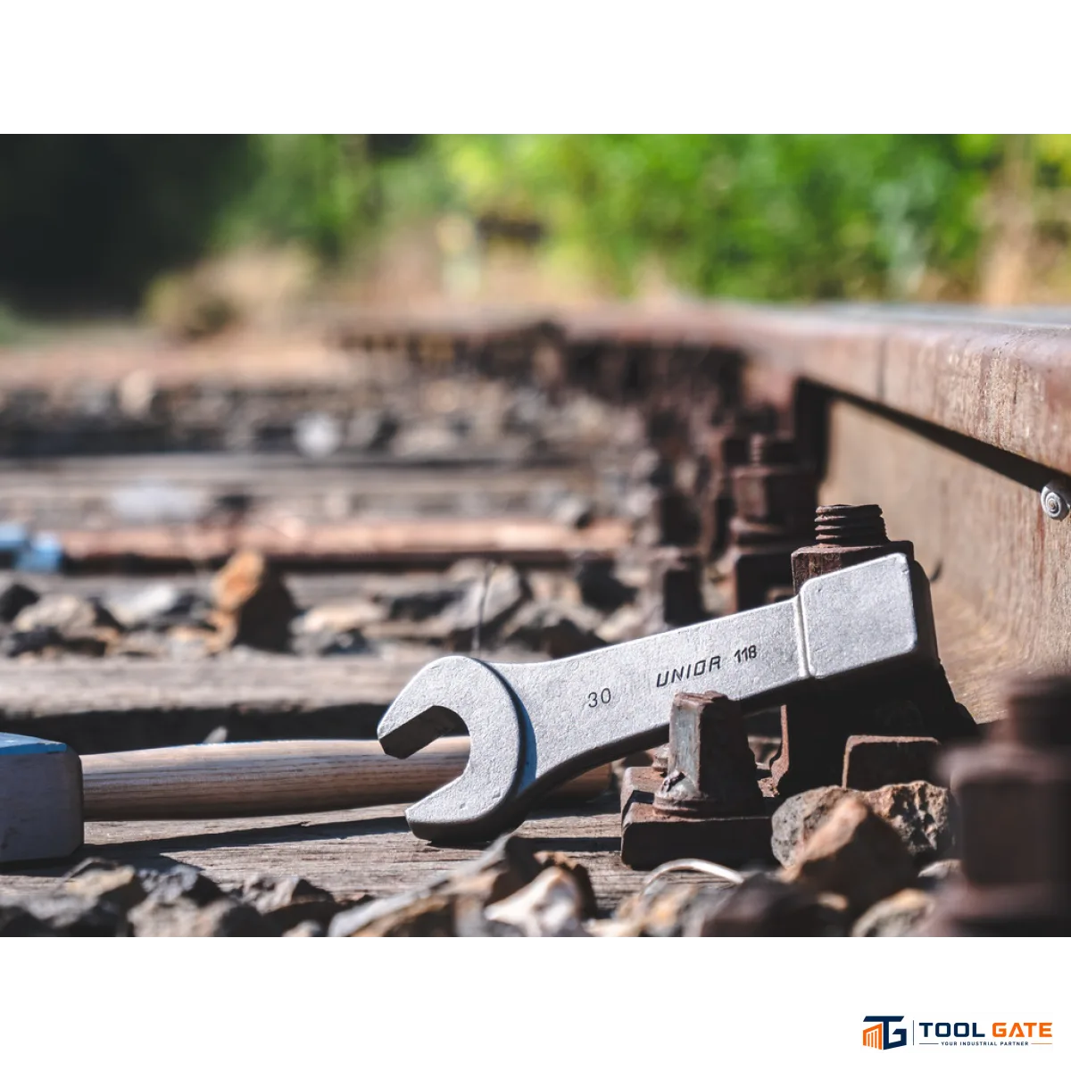 مفتاح بلدي دق - Slogging Open End Wrench 80 مم يونيور سلوفيني موديل 118/7